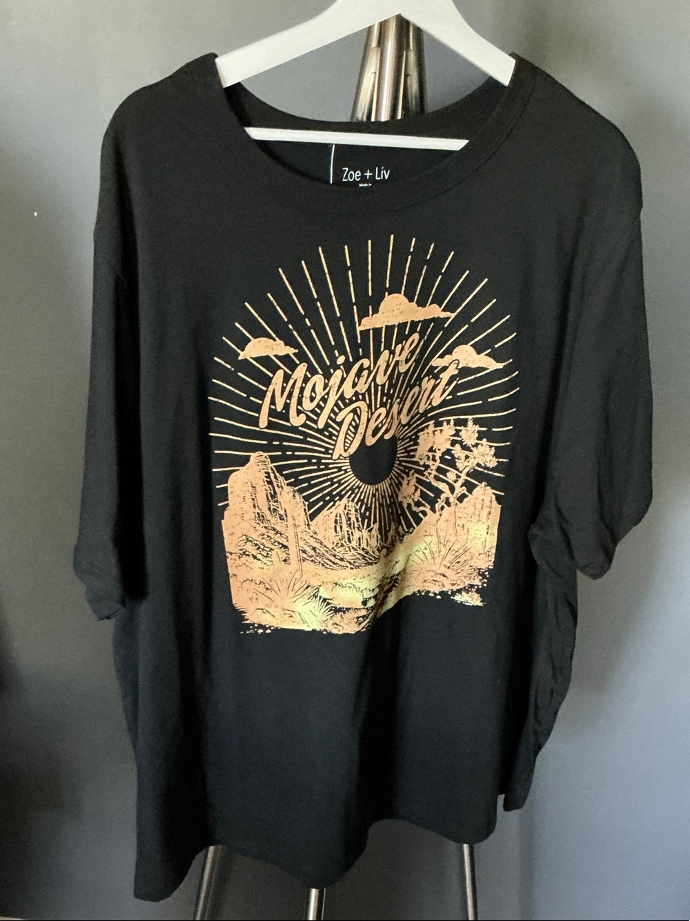 Zoe + Liv Black Short-Sleeve Mojave Desert Graphic Tee